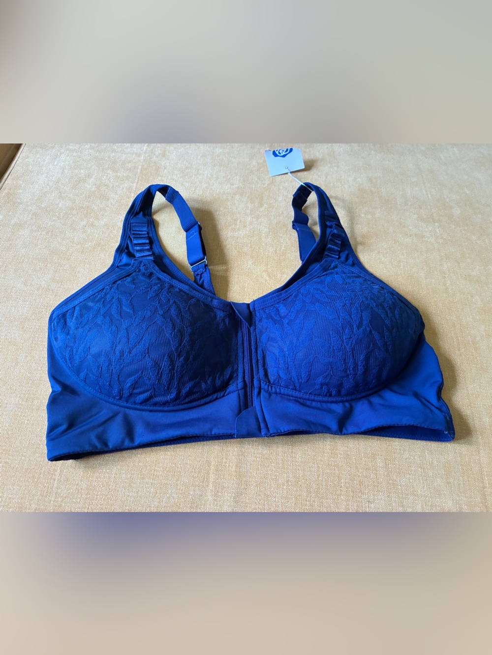 Women’s Blue Lace-Detail front zip Comfort Bra, size XL, new